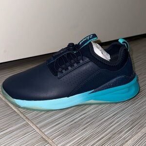 Clove shoes BRAND NEW women’s size 6.5